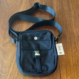 lululemon wunderlust black crossbody